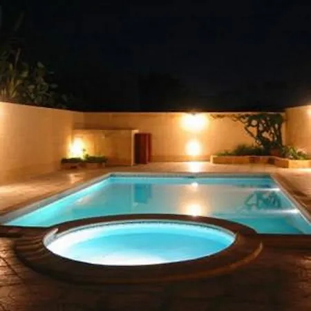 Ta'Karmni Farmhouse B&B Landhuis Għarb