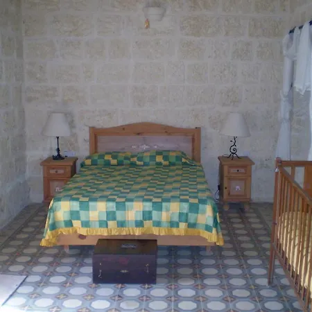 Ta'Karmni Farmhouse B&B Gharb (Gozo)