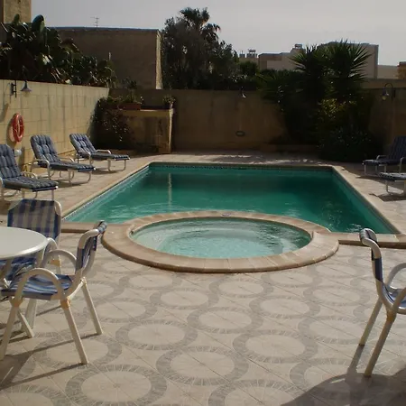 Ta'Karmni Farmhouse B&B Country house