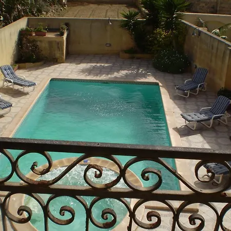 Ta'Karmni Farmhouse B&B Landhuis *