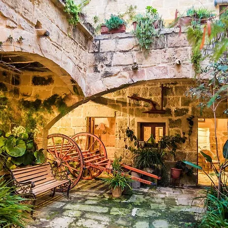 Ta'Karmni Farmhouse B&B Landhuis