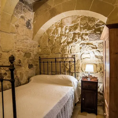 Ta'Karmni Farmhouse B&B Landhuis