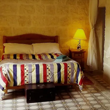 Landhuis Ta'Karmni Farmhouse B&B *