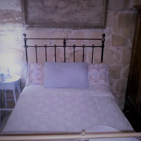 Ta'Karmni Farmhouse B&B Landhuis Għarb