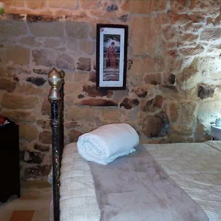 Landhuis Ta'Karmni Farmhouse B&B