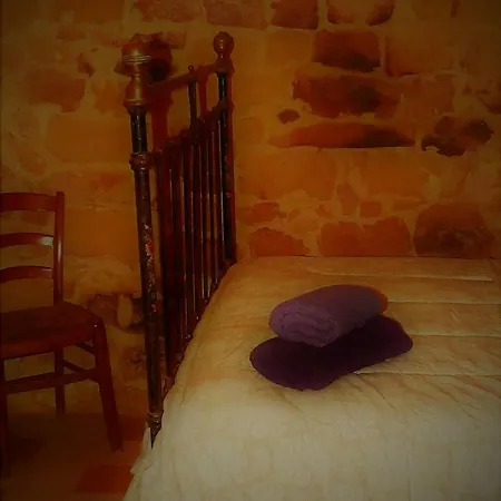 Landhuis Ta'Karmni Farmhouse B&B Għarb