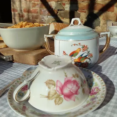 Landhuis Ta'Karmni Farmhouse B&B Għarb